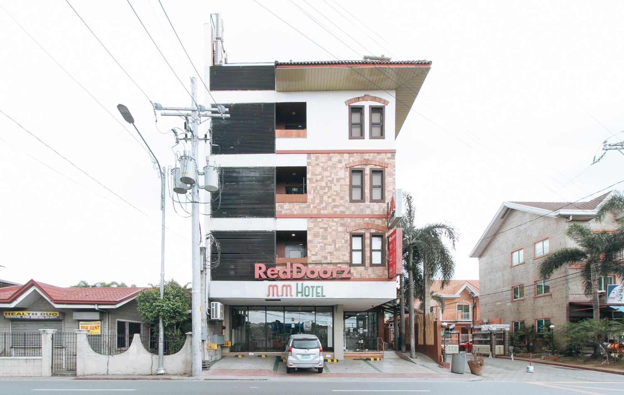 Reddoorz Plus At Mm Hotel Las Pinas Former Reddoorz Plus Near Bamboo Organ Exterior foto